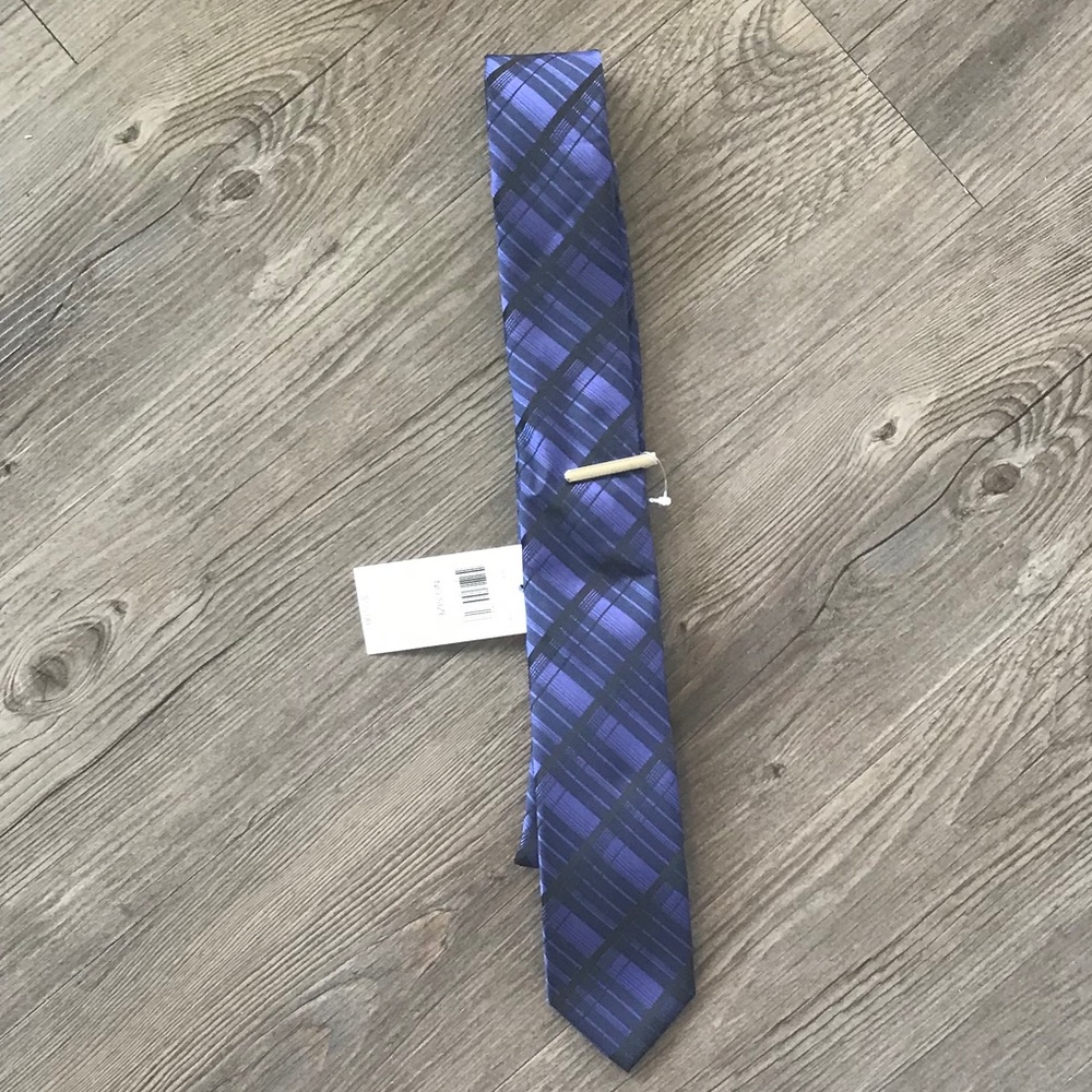 Perry Ellis Tie